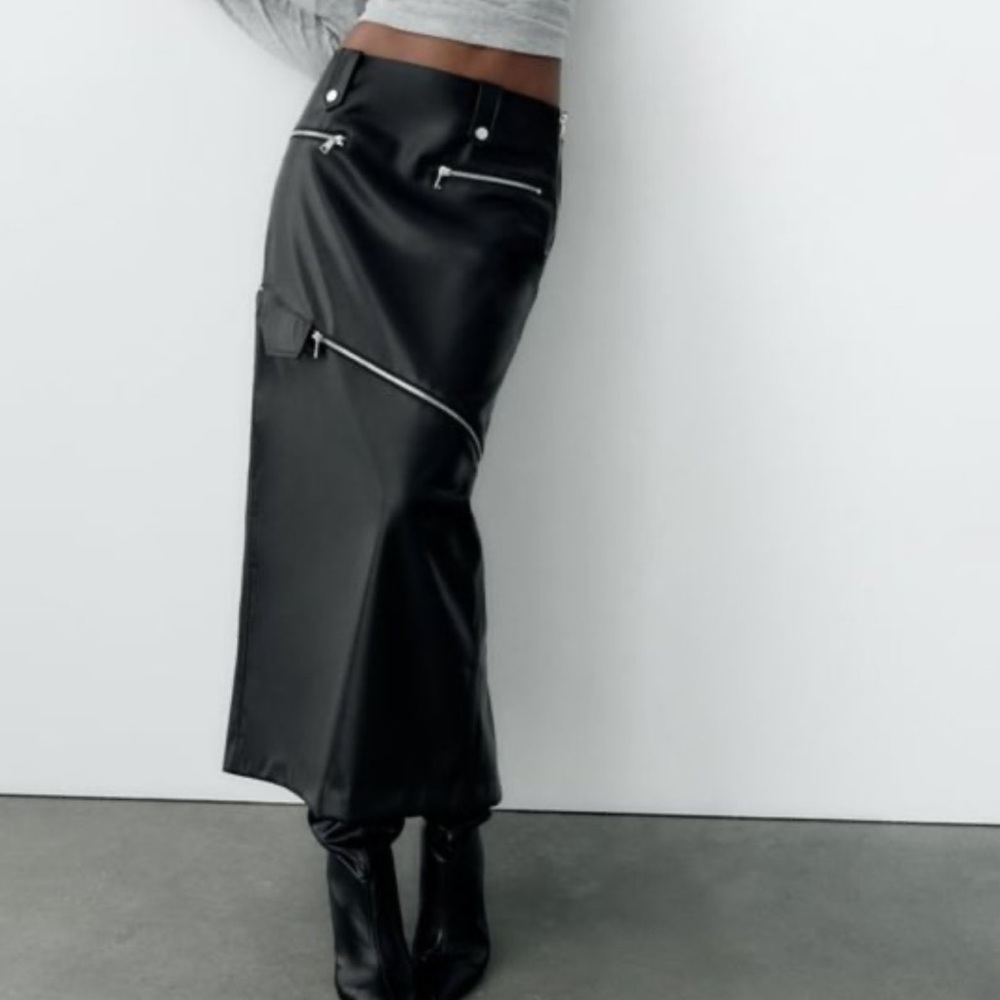 Zara detachable faux leather skirt